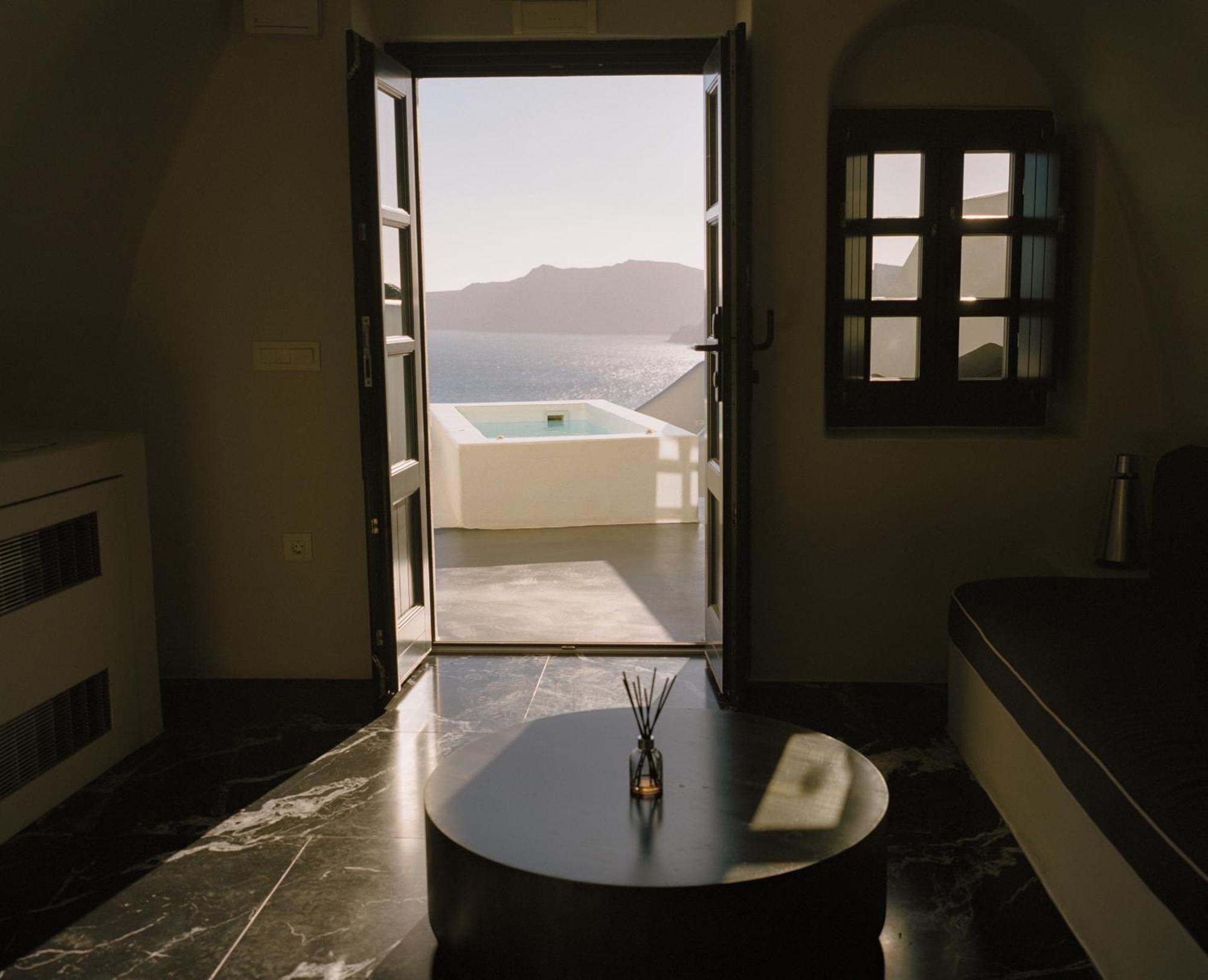 Abyss Santorini Otel Oia